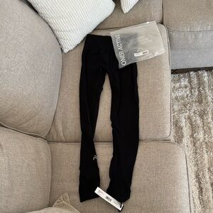 Oner Active Effortless Seamless Leggings NWT Size S Long length Black